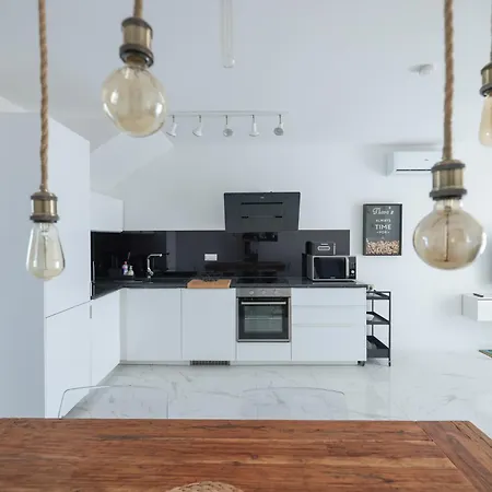Holidayhouse Duje 4+1 Rooftop Terrace Seaview Привлака
