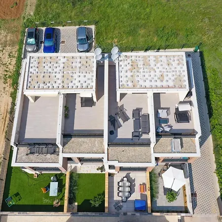 Apartment Holidayhouse Duje 4+1 Rooftop Terrace Seaview